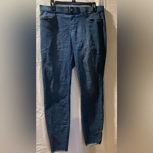 HUE Studio Dark Blue Denim